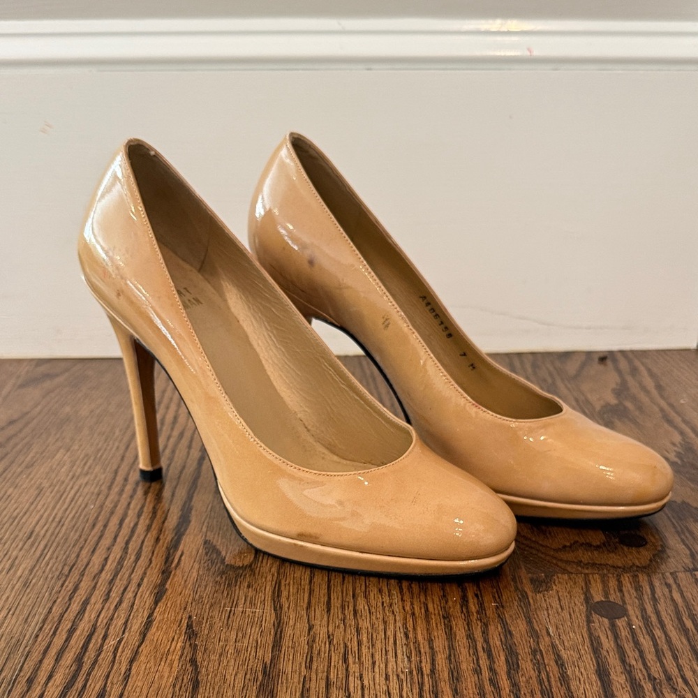 Stuart Weitzman Nude Patent Leather Heels